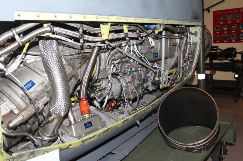 c130engine3.jpg