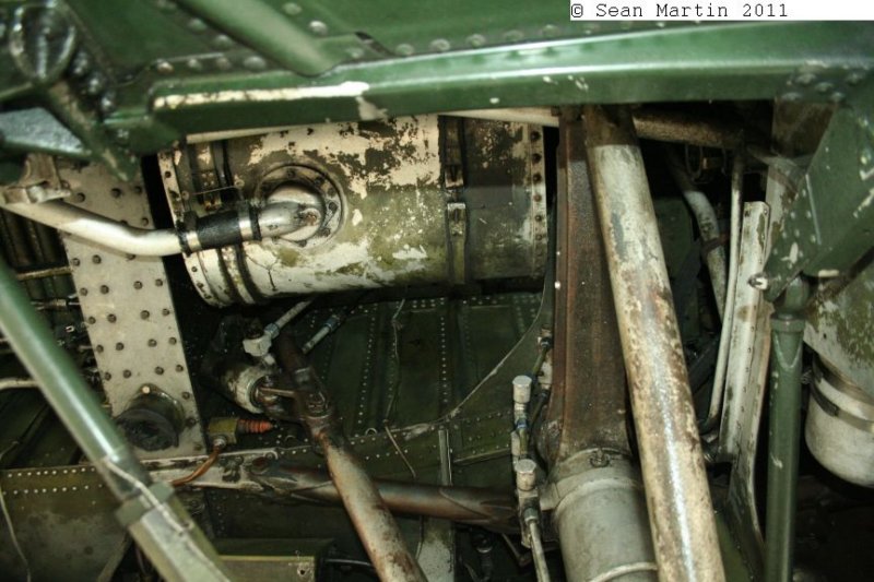 pv2n7265c10.jpg