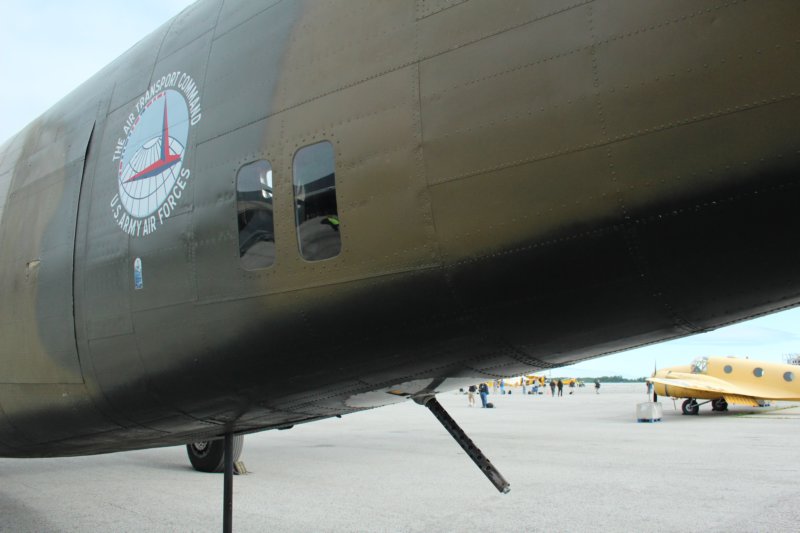 b24an2492715.jpg