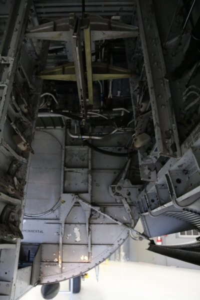 b26n4297j3.jpg