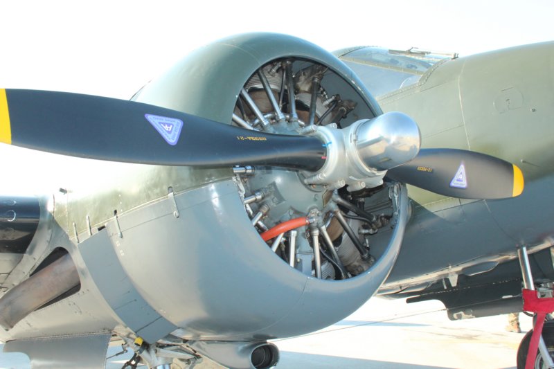 beech18cgzce2.jpg