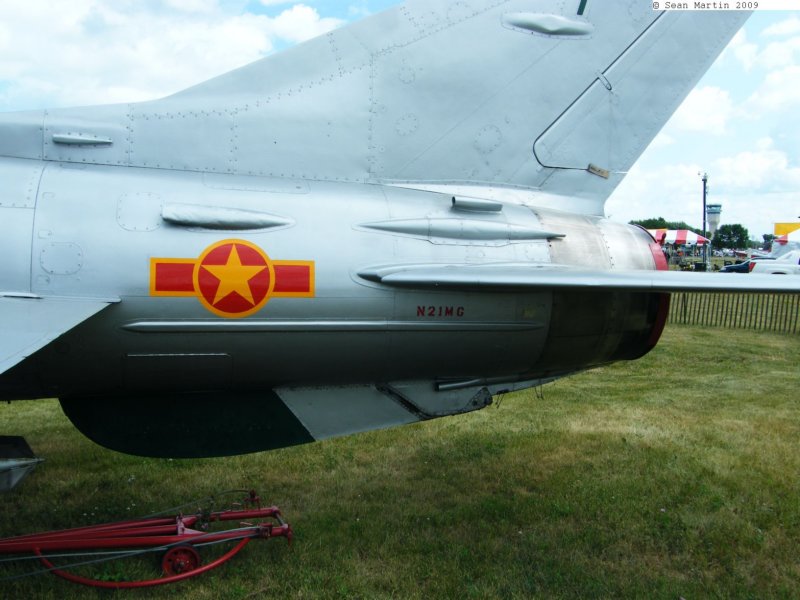 mig21n21mg2.jpg