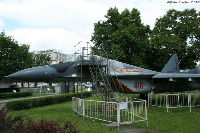 mig294111.jpg